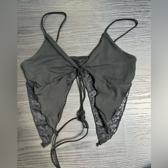 Butterfly crop top - Picture 1 of 2